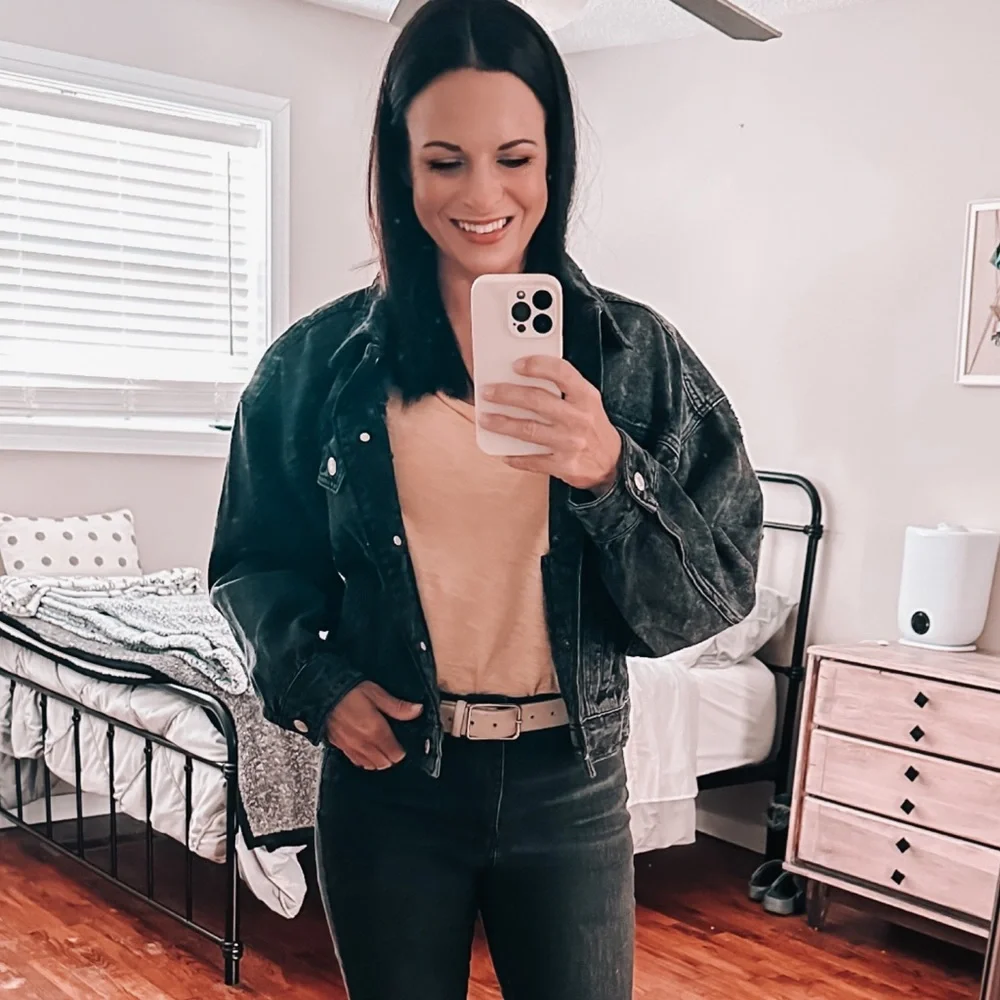 new ✨ black washed oversized jean jacket - Picture 1 of 6